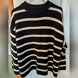 Oversized H&M sweater
